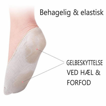 Beige lav strømpe på fod med gelpuder ved hæl og forfod
