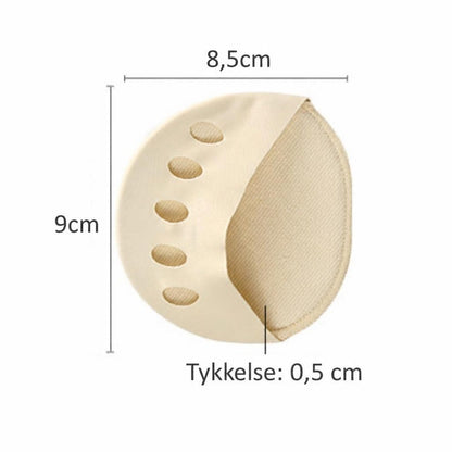 Beige forfodsbeskytter med fem tåhuller og angivne mål 8,5 x 9 cm