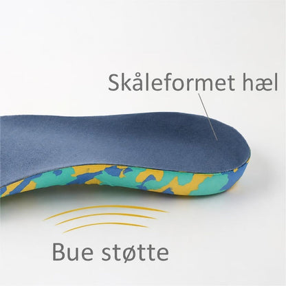 Blå børneindlægssål med svangstøtte, skålformet hæl og farvet side