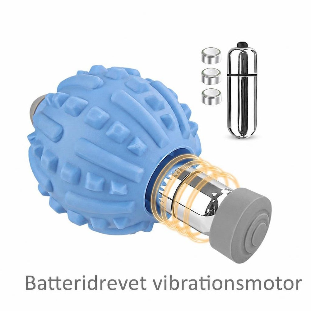 Blå pigget massagebold med udtaget vibrationsmotor og knapcellebatterier