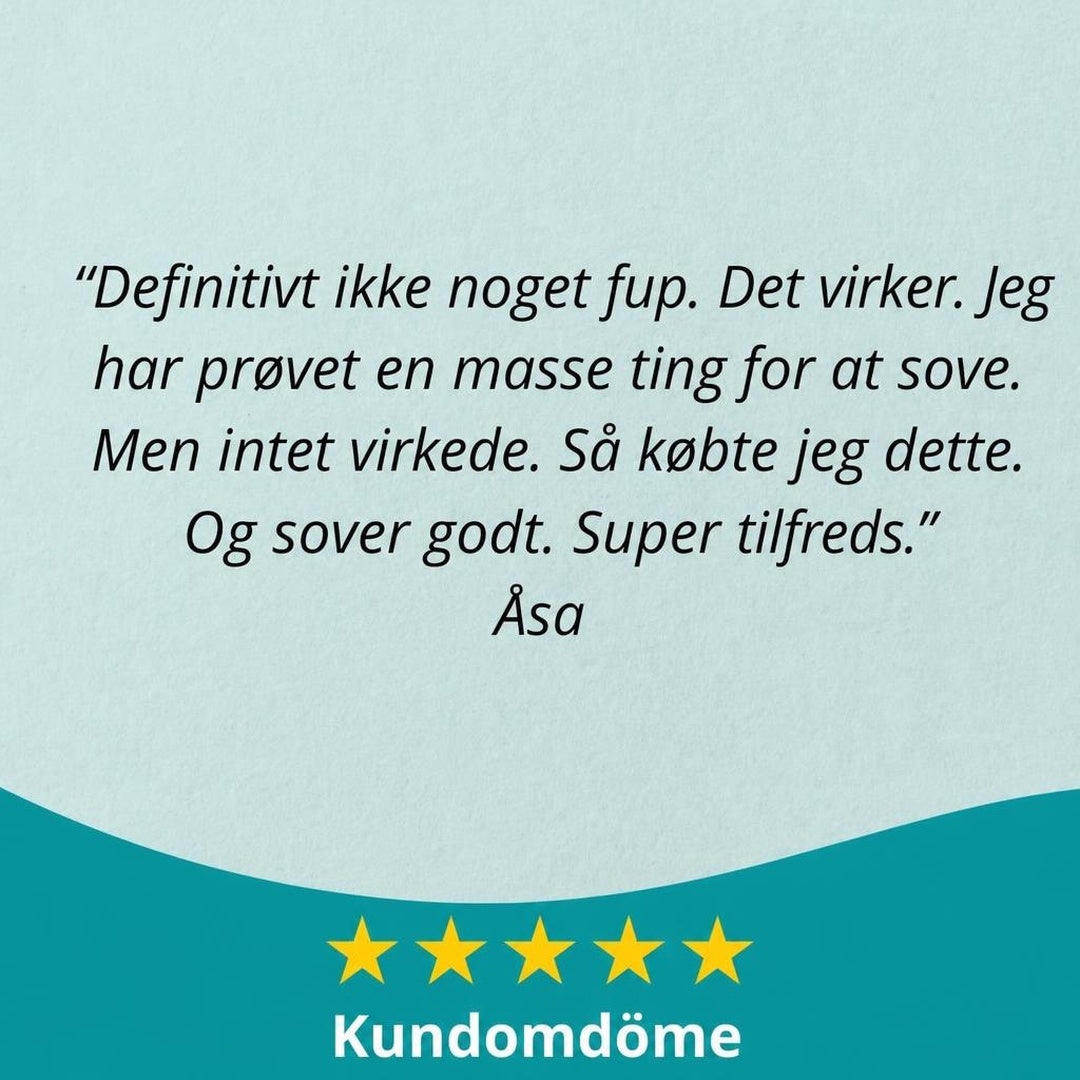 Kundeanmeldelse med fem stjerner og svensk citat på turkis baggrund