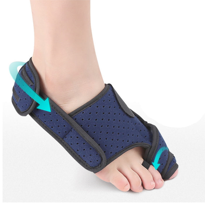 Blå tekstilskinne til hallux valgus på fod med justerbare stropper