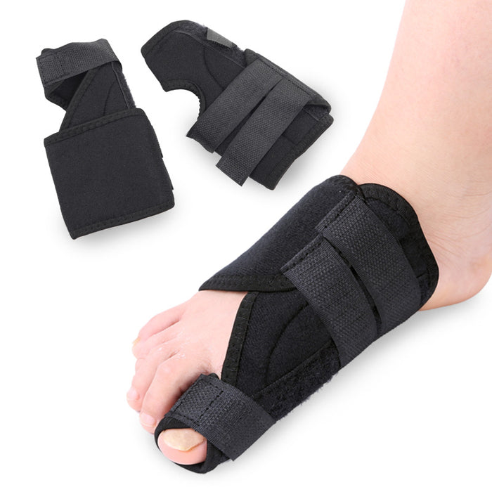 Sort hallux valgus støtteskinne i tekstil på fod med to løse skinner