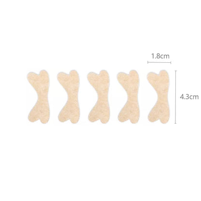 Fem beige tape-stykker til nedgroede negle med mål 1,8 x 4,3 cm