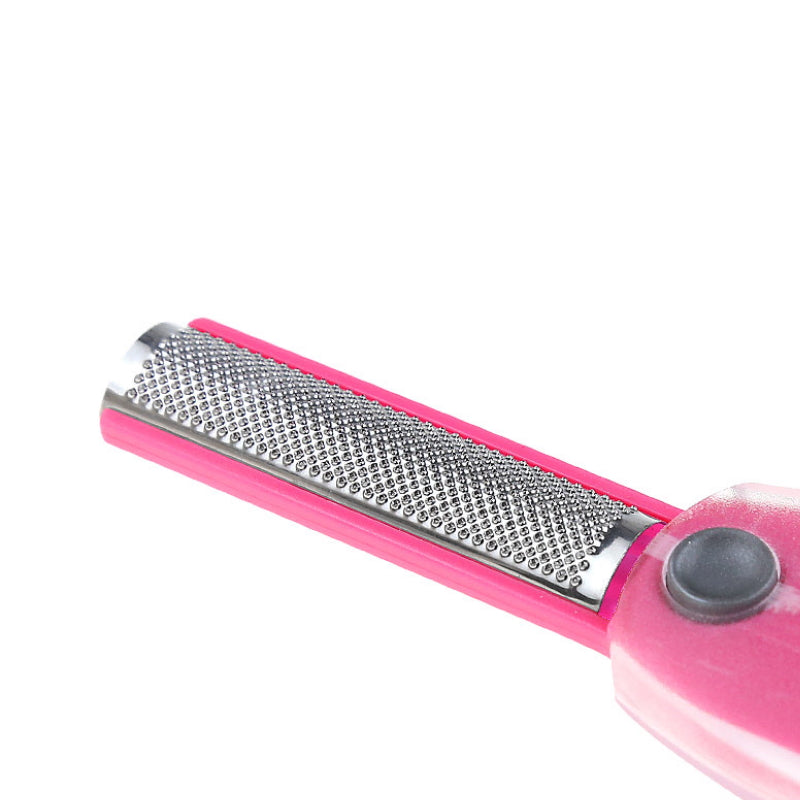Rosa fodrasp med ru metalflade og sort knap på hvid baggrund